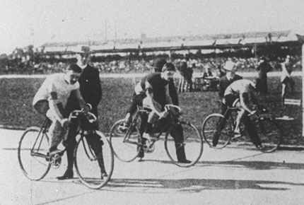 brusoni-corsa-a-punti-parigi-1900