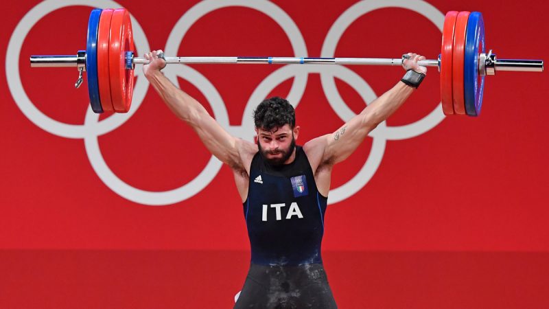 Nino Pizzolato alle Olimpiadi di Tokyo 2020, nella gara di sollevamento pesi categoria 81kg, vince la medaglia di bronzo