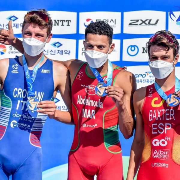 triathlon coppa del mondo 2021 tongyeong alessio crociani secondo argento silver second place italia italy world cup corea del sud south korea 2021