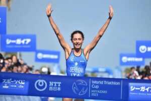 triathlon coppa del mondo 2023 miyazaki e tongyeong bianca seregni prima oro italia world cup 2023 giappone corea del sud japan south korea first gold